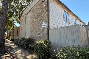 2110 Wilcrest Dr, Houston, TX 77042 - Photo 19