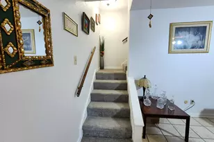 2110 Wilcrest Dr, Houston, TX 77042 - Photo 9