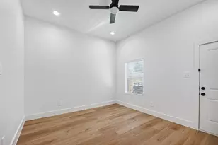 7836 Nashville St Unit A/B St, Houston, TX 77028 - Photo 35