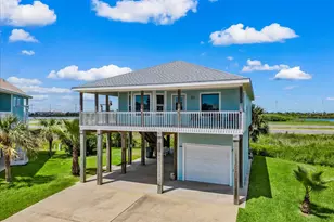 3902 Pirates Beach Ct, Galveston, TX 77554 - Photo 1