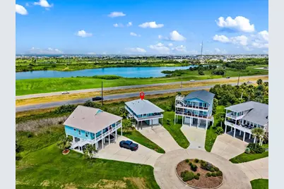 3902 Pirates Beach Court, Galveston, TX 77554 - Photo 43