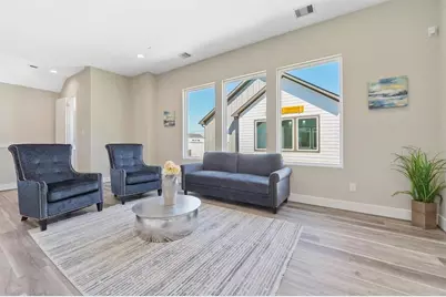 2504 W Tidwell Road #G, Houston, TX 77091 - Photo 5