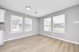 6832 Foster St, Houston, TX 77021 - Photo 9