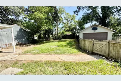 2310 Centennial Street, Liberty, TX 77575 - Photo 39