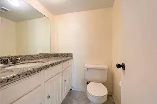 2120 Wilcrest Dr, Houston, TX 77042 - Photo 17