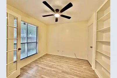 2120 Wilcrest Drive #121, Houston, TX 77042 - Photo 21