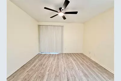 2120 Wilcrest Drive #121, Houston, TX 77042 - Photo 25