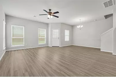 6518 Wenlock Drive, Houston, TX 77048 - Photo 7