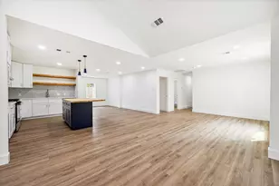 9319 Carousel Ln, Houston, TX 77080 - Photo 11
