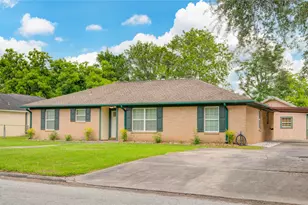 1461 Camellia Street Dr, Sweeny, TX 77480 - Photo 1