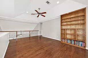 903 Sugarfield Ct, Sugar Land, TX 77498 - Photo 21