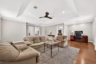 903 Sugarfield Ct, Sugar Land, TX 77498 - Photo 29
