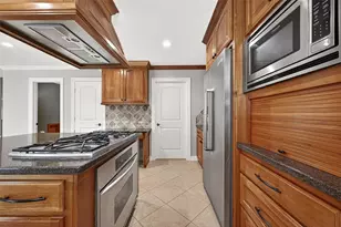903 Sugarfield Ct, Sugar Land, TX 77498 - Photo 17