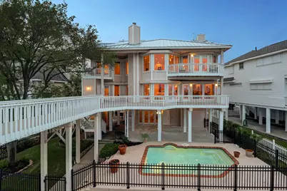 13243 Binnacle Way, Galveston, TX 77554 - Photo 37