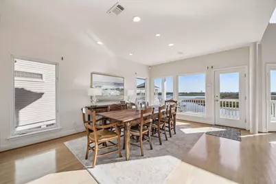 13243 Binnacle Way, Galveston, TX 77554 - Photo 11