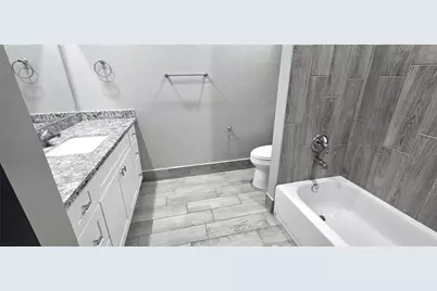 8121 Claiborne Street #B, Houston, TX 77078 - Photo 17