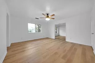 10806 Creektree Dr, Houston, TX 77070 - Photo 9