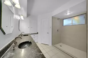 10806 Creektree Dr, Houston, TX 77070 - Photo 13