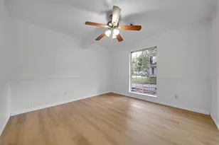 10806 Creektree Dr, Houston, TX 77070 - Photo 7