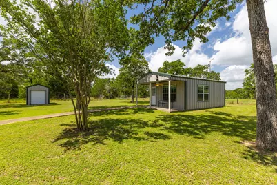 1072 Papenberg Lane, Columbus, TX 78934 - Photo 23