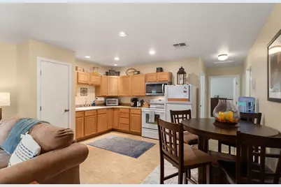 1072 Papenberg Lane, Columbus, TX 78934 - Photo 9