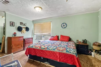 1012 Clear Lake Road, Highlands, TX 77562 - Photo 15