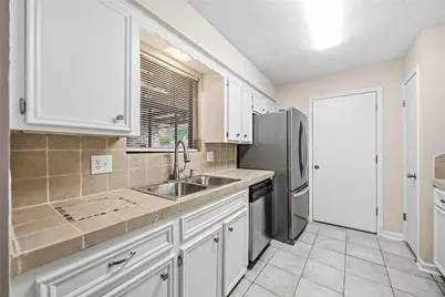 7818 Kellwood Drive, Houston, TX 77040 - Photo 9