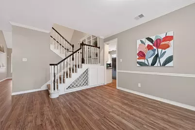 5522 Whisper Ridge Drive, Sugar Land, TX 77479 - Photo 9