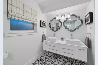 9211 Olathe Street, Houston, TX 77055 - Photo 5