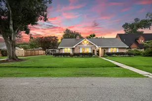 9211 Olathe St, Houston, TX 77055 - Photo 9