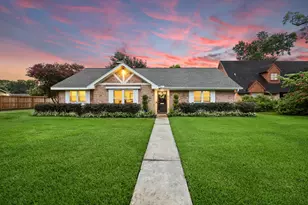 9211 Olathe St, Houston, TX 77055 - Photo 1