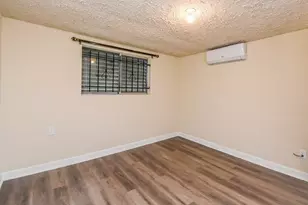 4021 Eddie St, Houston, TX 77026 - Photo 7