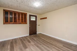 4021 Eddie St, Houston, TX 77026 - Photo 5