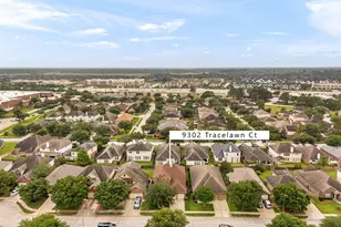 9302 Tracelawn Ct, Humble, TX 77396 - Photo 3