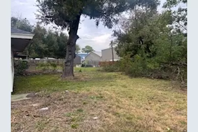 3215 Pecan Street, Houston, TX 77087 - Photo 7