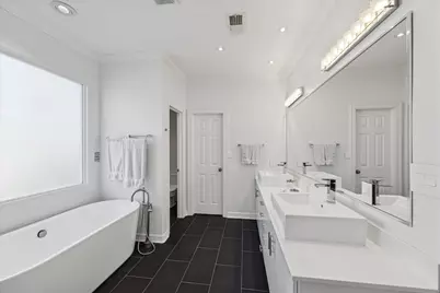 2926 Quenby Avenue, West University Place, TX 77005 - Photo 21