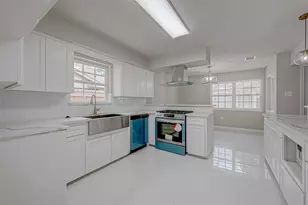 5622 Valkeith Dr, Houston, TX 77096 - Photo 3