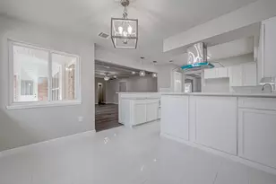 5622 Valkeith Dr, Houston, TX 77096 - Photo 17