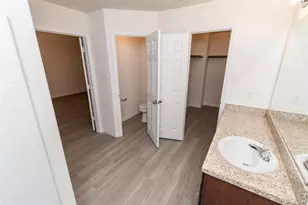 3918 Calgary Cir, Missouri City, TX 77459 - Photo 11