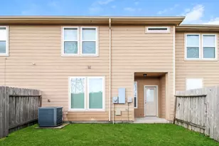 3918 Calgary Cir, Missouri City, TX 77459 - Photo 3