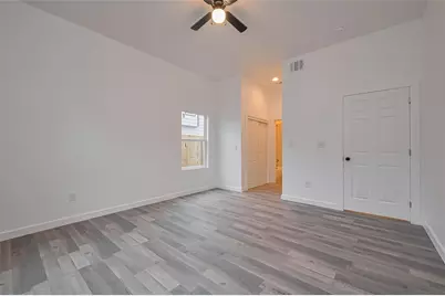 9003 Hilda Street, Houston, TX 77033 - Photo 15