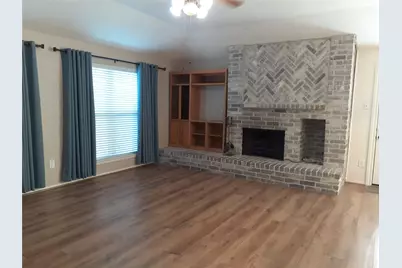 218 Tara Plantation Drive, Richmond, TX 77469 - Photo 5