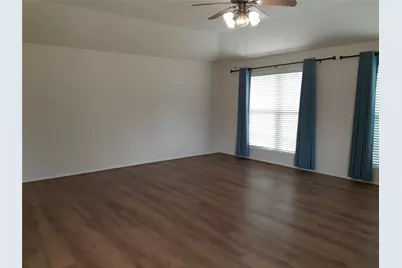 218 Tara Plantation Drive, Richmond, TX 77469 - Photo 7