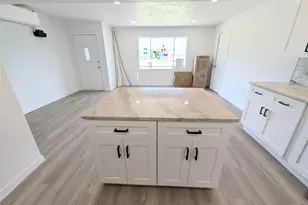 2911 Huckleberry Ln, Pasadena, TX 77502 - Photo 7