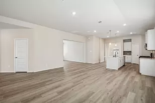 17215 Remington Mdws St, Waller, TX 77484 - Photo 5
