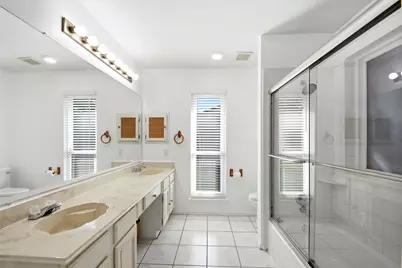 16738 Barkentine Lane, Friendswood, TX 77546 - Photo 27