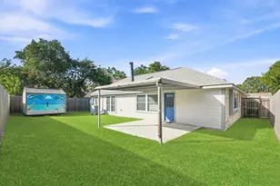 16738 Barkentine Ln, Friendswood, TX 77546 - Photo 35