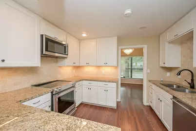 573 N Post Oak Lane, Houston, TX 77024 - Photo 19