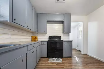 472 E Main Street, Zavalla, TX 75980 - Photo 9