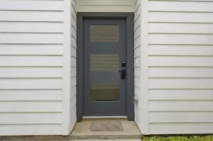 528 N 4th St, La Porte, TX 77571 - Photo 3